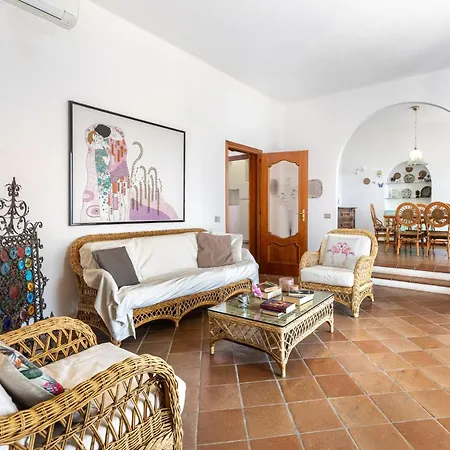 Villa Hostdomus - Nautilus With Private Parking Alassio