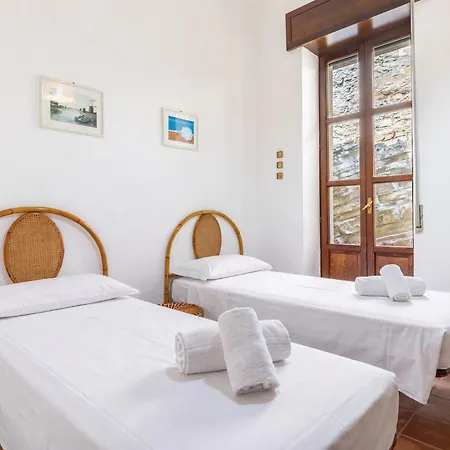 Hostdomus - Nautilus With Private Parking