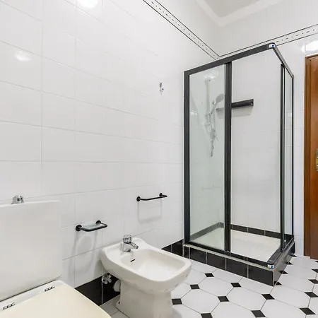 Villa Hostdomus - Nautilus With Private Parking *